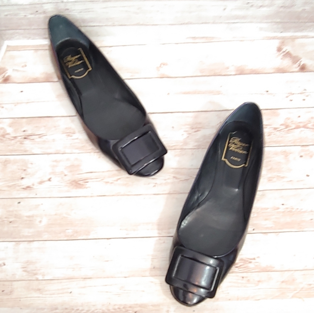 Roger Vivier Trompette patent buckle flats